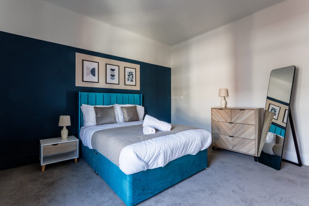 short and long term contractor flexible work stays